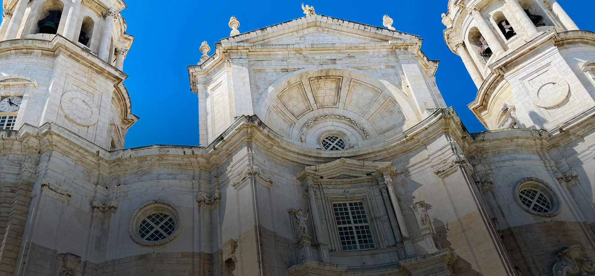 International student Services Banner
